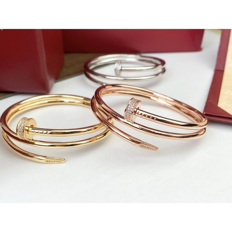 Ca*t*er bracelets